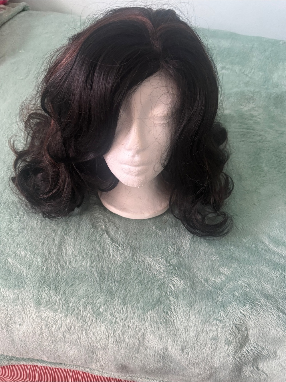 Wavy Dark Brown Women's Wig with Subtle Red Tones